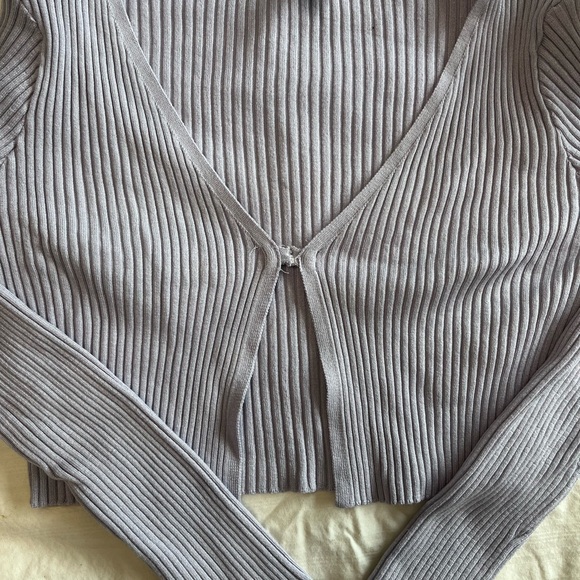 🌵4/$20 Rib-Knit Crop Cardigan - Picture 4 of 7